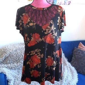 NWOT Torrid Lace Rose Peplum Blouse Black Red Plus Size 2x Flowy First at Fit